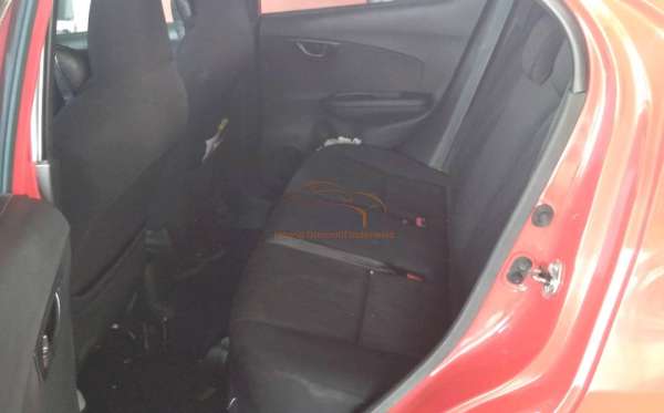 HONDA BRIO SATYA E