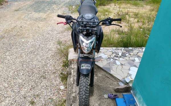 HONDA CB 150 R