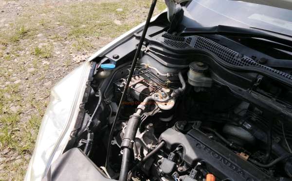 HONDA CR-V RE1 2WD 2.0 A/T