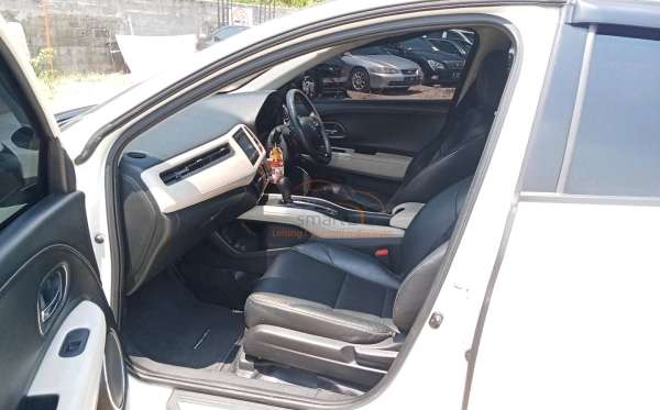 HONDA HRV RU5 1.8 RS