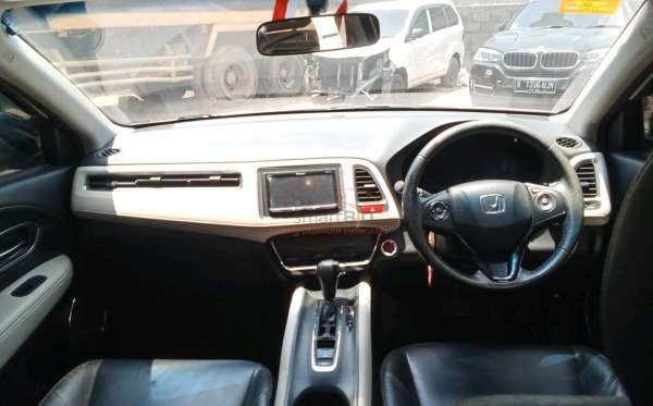 HONDA HRV RU5 1.8 RS