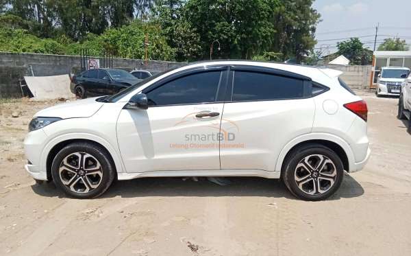 HONDA HRV RU5 1.8 RS