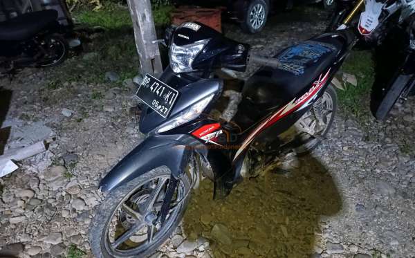 HONDA REVO X