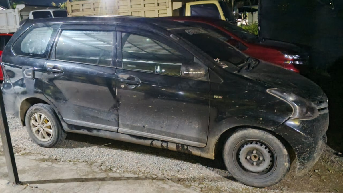 TOYOTA AVANZA