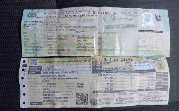 TOYOTA AVANZA