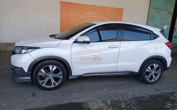 HONDA HRV RU1 1.5 S