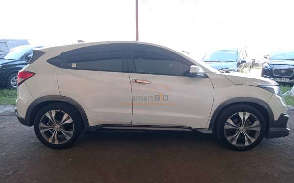 HONDA HRV RU1 1.5 S