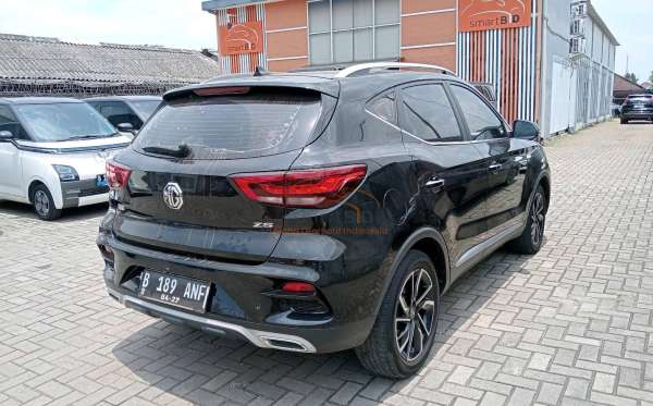 MG ZS MCE LUX