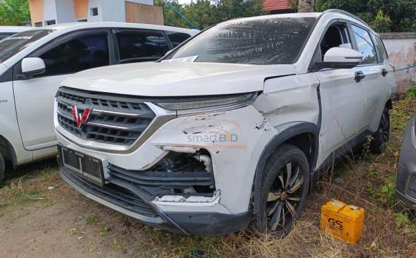 WULING ALMAZ 1.5 LT LUX CVT
