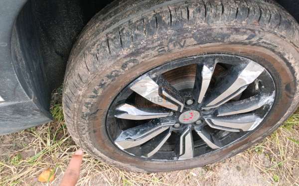 WULING ALMAZ 1.5 LT LUX CVT