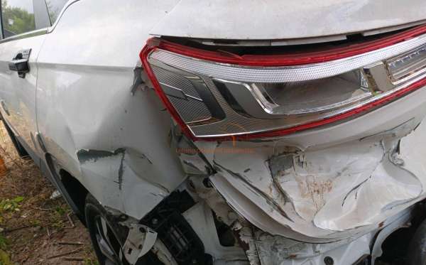 WULING ALMAZ 1.5 LT LUX CVT