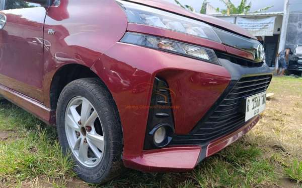 TOYOTA AVANZA VELOZ