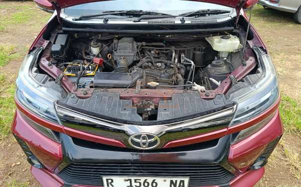 TOYOTA AVANZA VELOZ