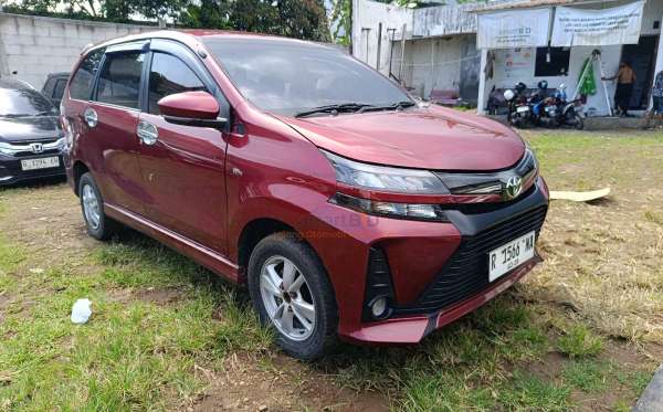 TOYOTA AVANZA VELOZ