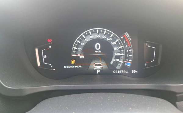 MITSUBISHI  PAJERO  SPORT 2.4L DAKAR-L (4X2)