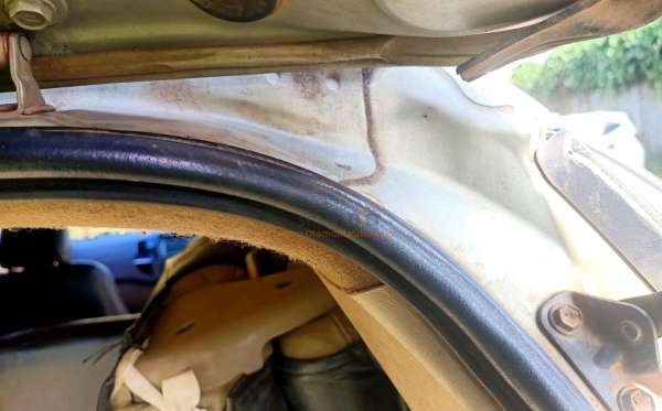 TOYOTA  FORTUNER  2.5G AT