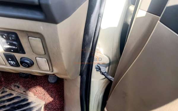 TOYOTA  FORTUNER  2.5G AT