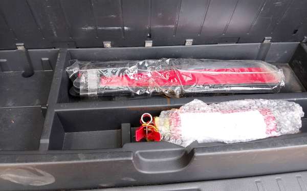 MITSUBISHI PAJERO SPORT DAKAR