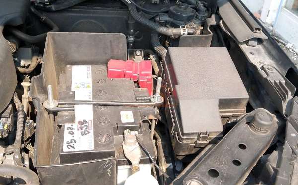 MITSUBISHI PAJERO SPORT DAKAR