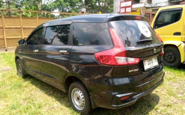 SUZUKI ERTIGA