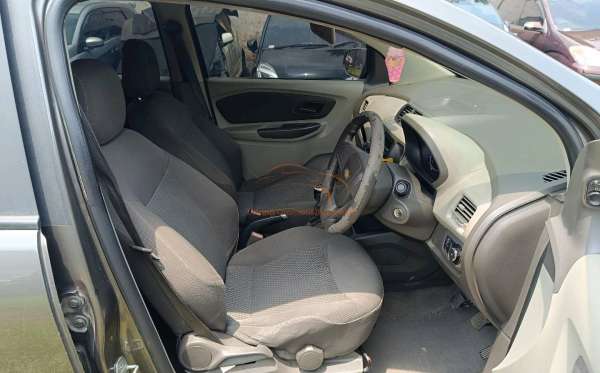 CHEVROLET SPIN 1.3 LT