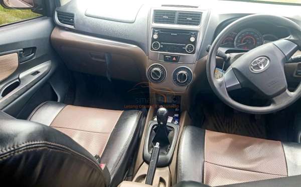 TOYOTA AVANZA 1.3 G