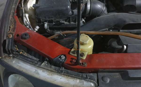 MITSUBISHI PAJERO SPORT 2.5 D EXCEED (4X2)