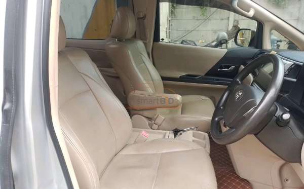 TOYOTA ALPHARD 2.4 X