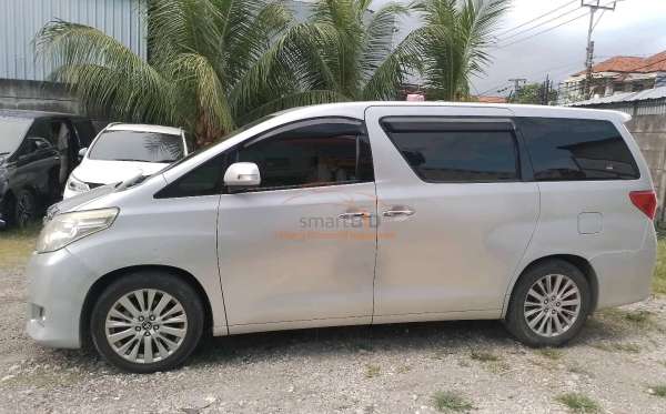 TOYOTA ALPHARD 2.4 X
