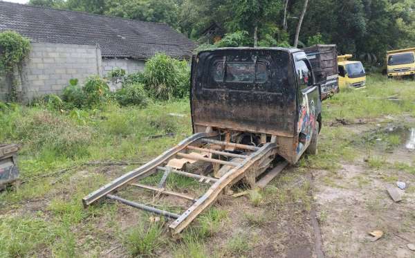 DAIHATSU GRAN MAX PU AC PS 1.5