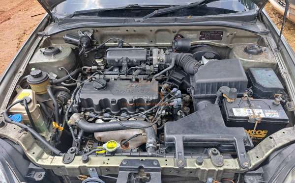 HYUNDAI AVEGA 1.5