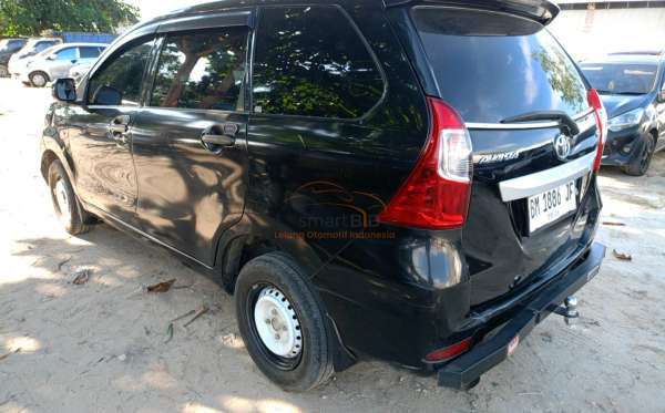 TOYOTA AVANZA