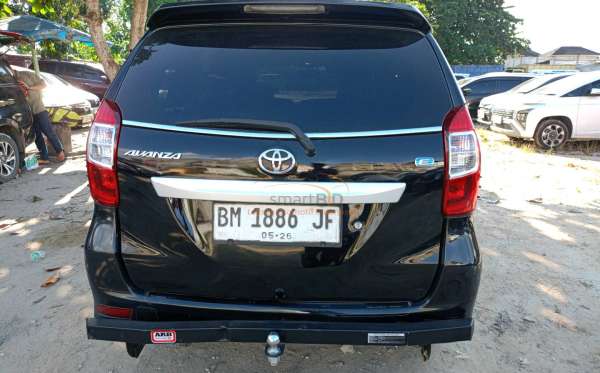 TOYOTA AVANZA