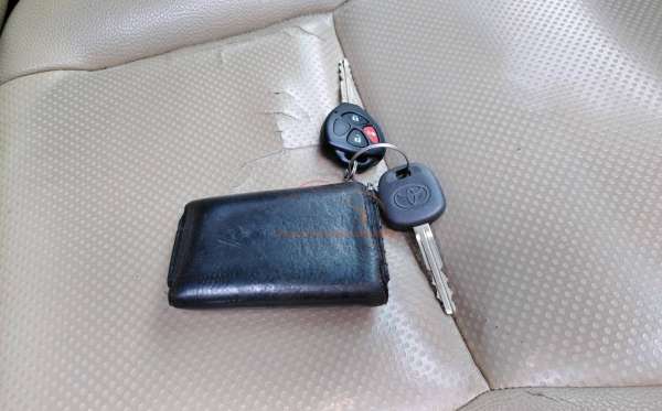 TOYOTA FORTUNER G 2.5