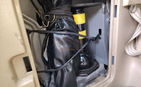 TOYOTA FORTUNER G 2.5