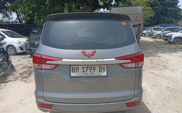 WULING CONFERO
