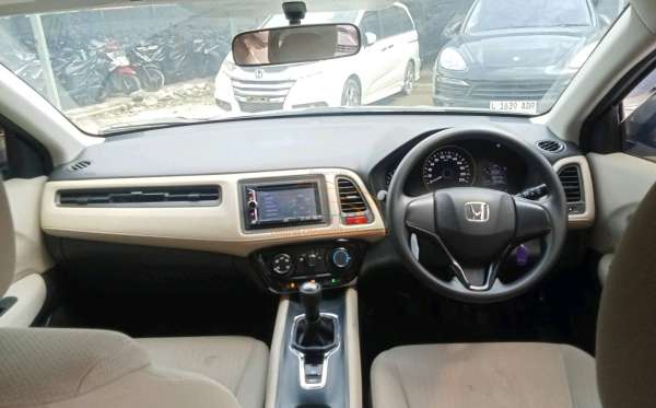 HONDA  HRV  RU1 1.5 S