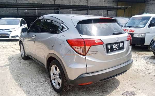 HONDA  HRV  RU1 1.5 S