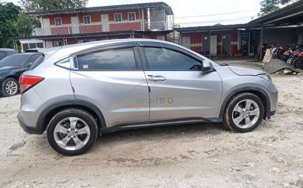 HONDA  HRV  RU1 1.5 S