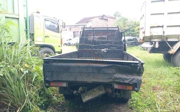 MITSUBISHI L 300 PU
