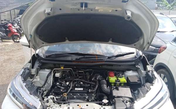 TOYOTA VELOZ 1.5 Q CVT