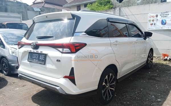 TOYOTA VELOZ 1.5 Q CVT