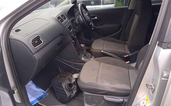 VOLKSWAGEN  POLO 1.2  GT