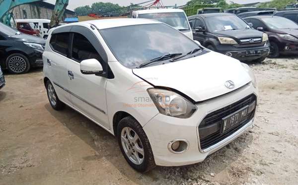 DAIHATSU AYLA 1.0 X