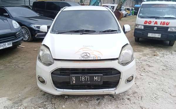 DAIHATSU AYLA 1.0 X