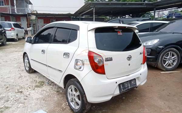 DAIHATSU AYLA 1.0 X