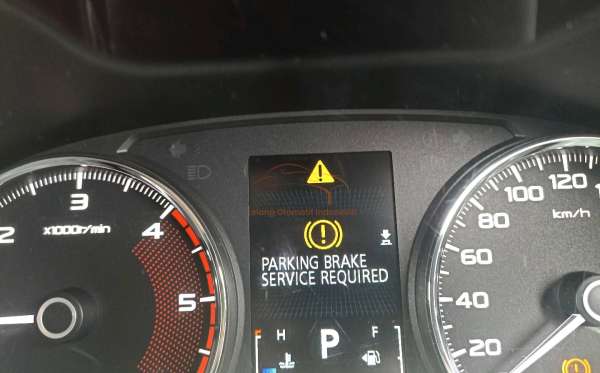 MITSUBISHI PAJERO SPORT DAKAR