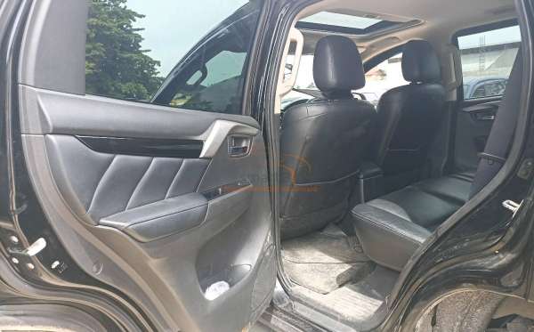 MITSUBISHI PAJERO SPORT DAKAR