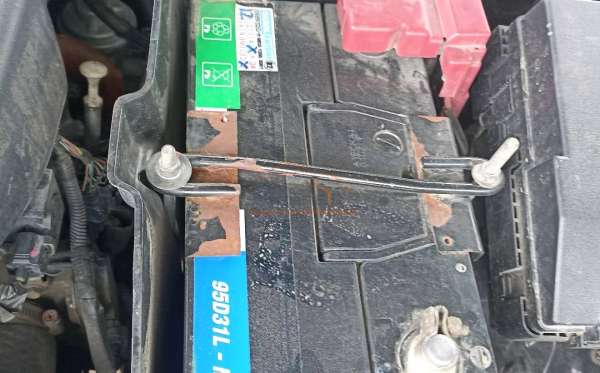 MITSUBISHI PAJERO SPORT DAKAR