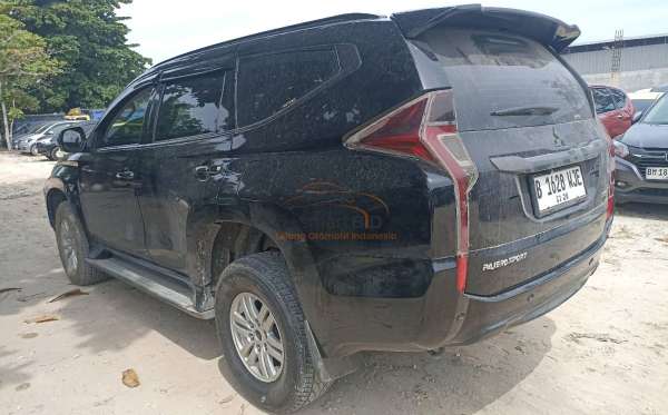 MITSUBISHI PAJERO SPORT DAKAR